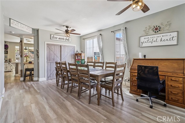 31461 Congressional Drive, Temecula CA: https://media.crmls.org/medias/1fcc45e0-f817-4773-890d-0191e2570ae7.jpg