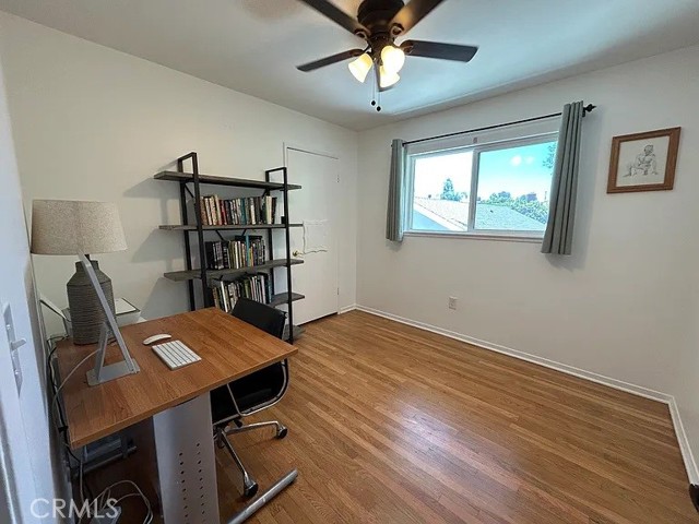 Detail Gallery Image 15 of 19 For 3816 Hartung Ct, Newbury Park,  CA 91320 - 4 Beds | 2/1 Baths