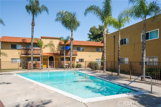 Image 3 of 11 For 4810 Vincent Avenue