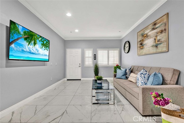 Detail Gallery Image 4 of 42 For 17772 Independence Ln, Fountain Valley,  CA 92708 - 2 Beds | 2 Baths