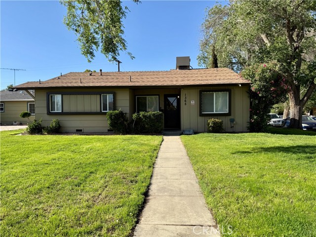 Detail Gallery Image 4 of 39 For 1365 Jenner St, Lancaster,  CA 93534 - 3 Beds | 2 Baths