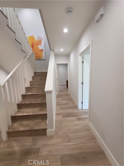 Image 14 of 41 For 1821 Westholmes Ave Avenue 1821
