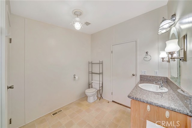Detail Gallery Image 23 of 52 For 24 Gitana Ave #164,  Camarillo,  CA 93012 - 3 Beds | 2 Baths