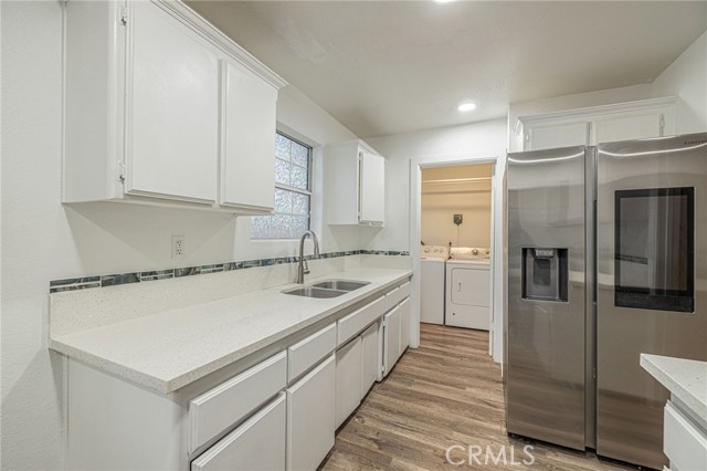 Detail Gallery Image 15 of 39 For 707 W Avenue H9, Lancaster,  CA 93534 - 4 Beds | 2 Baths