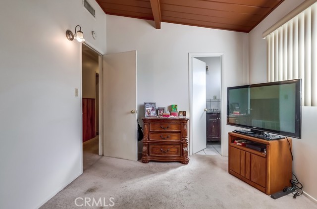 Detail Gallery Image 39 of 70 For 4637 N Elspeth, Covina,  CA 91722 - 4 Beds | 2 Baths