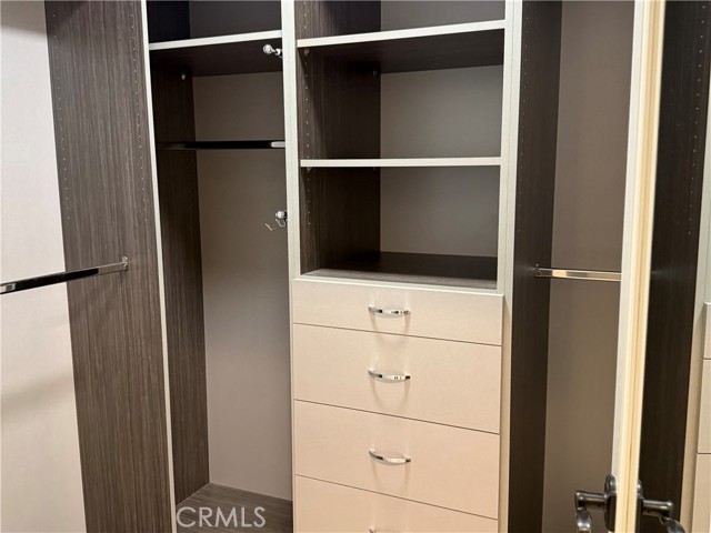 2615 Temple Hills Drive, Laguna Beach CA: https://media.crmls.org/medias/1fd42296-7326-4d8b-9373-f74d50d38bd5.jpg