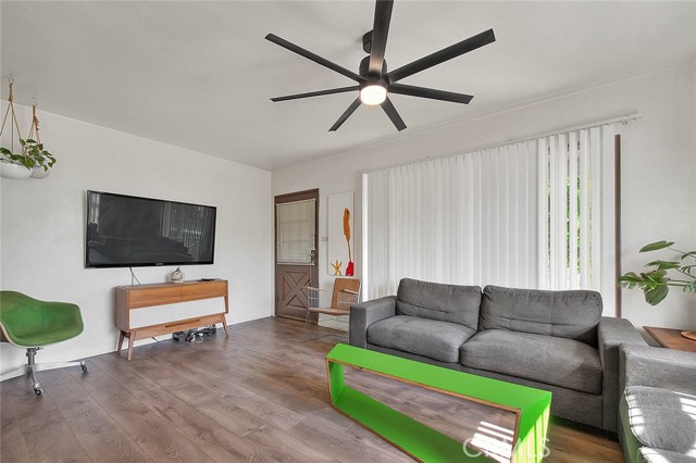 Detail Gallery Image 20 of 75 For 244 E 50th St, San Bernardino,  CA 92404 - 2 Beds | 1 Baths