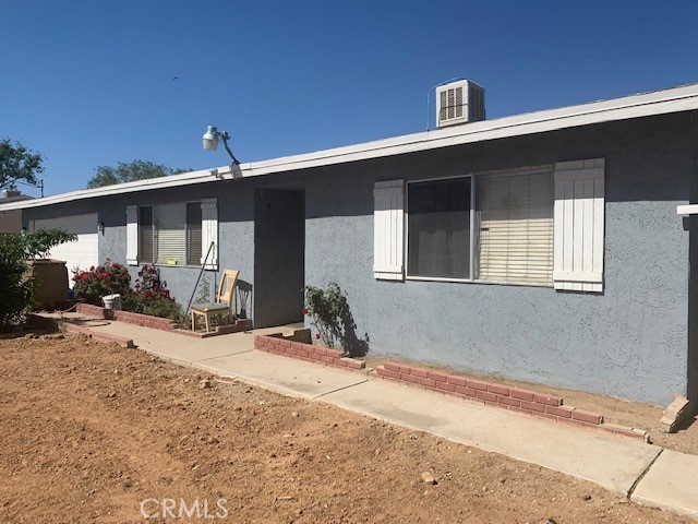 11930 10th AV, Hesperia, CA 92345 thumbnail