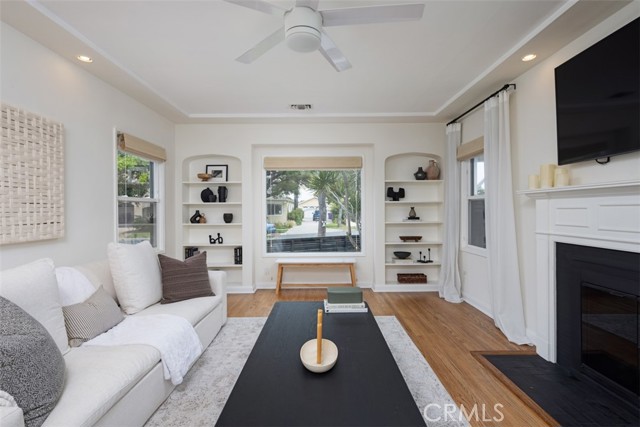 Detail Gallery Image 8 of 35 For 3759 Locust Ave, Long Beach,  CA 90807 - 3 Beds | 2 Baths