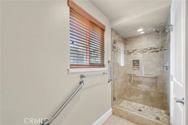 Detail Gallery Image 19 of 28 For 2260 via Puerta #C,  Laguna Woods,  CA 92637 - 2 Beds | 2 Baths