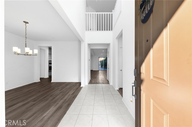 Detail Gallery Image 6 of 73 For 12906 Shorthorn, Corona,  CA 92880 - 6 Beds | 5 Baths