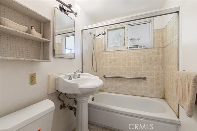 Detail Gallery Image 18 of 27 For 12918 Pinney, Pacoima,  CA 91331 - 3 Beds | 2 Baths