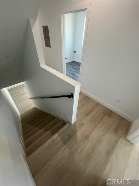1128 Ardmore, Los Angeles CA: https://media.crmls.org/medias/1fd5e68f-2c78-4c88-aeae-a9c9b8280526.jpg