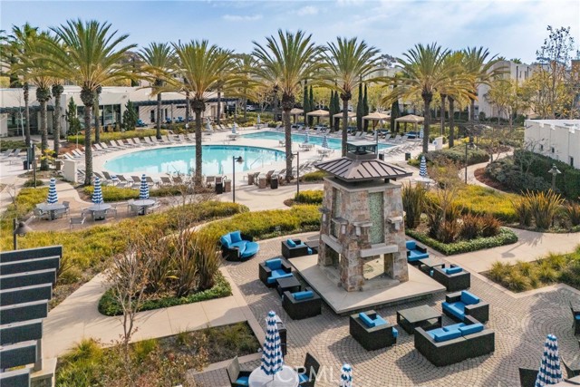 Detail Gallery Image 5 of 56 For 12921 Mission Ave #102,  Hawthorne,  CA 90250 - 2 Beds | 3 Baths