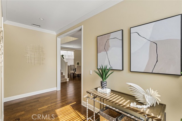 Detail Gallery Image 3 of 41 For 112 Mangrove Banks, Irvine,  CA 92620 - 4 Beds | 3 Baths