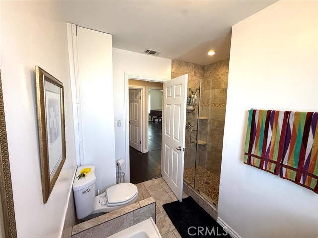 Detail Gallery Image 21 of 56 For 1978 S Holt Ave, Los Angeles,  CA 90034 - 3 Beds | 2 Baths