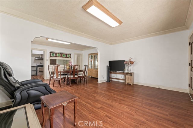 2729 W Main Street, Alhambra CA: https://media.crmls.org/medias/1fd74baf-24d5-4fe2-b851-c20cfafaed2c.jpg