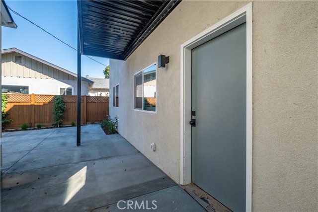 Image 18 of 51 For 5602 Verdura Ave