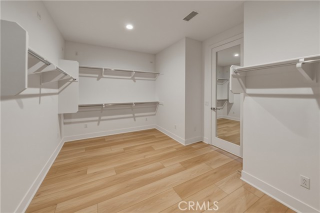 Image 21 of 42 For 11800 Hillsborough