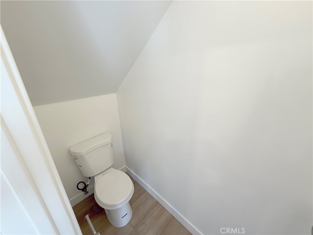 https://media.crmls.org/medias/1fd90408-6857-4048-9c66-e2532cf2f9fa.jpg?preset=X-Large