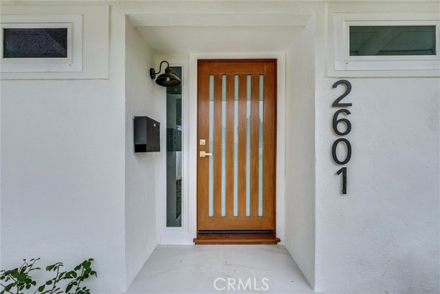 Front Image Thumbnail for CRPW25277835