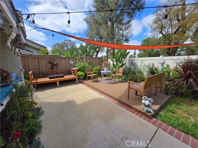 5 Carriage Hill Lane, Laguna Hills CA: https://media.crmls.org/medias/1fda3322-d9ca-4bbd-a49a-7d860b80093b.jpg