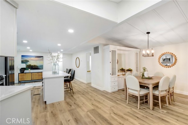 Detail Gallery Image 5 of 15 For 4361 Mission Blvd #100,  Montclair,  CA 91763 - 4 Beds | 2 Baths