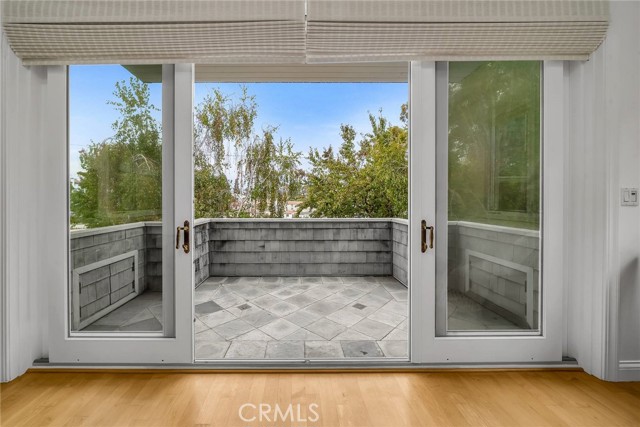 705 Juanita Avenue, Redondo Beach, California 90277, 5 Bedrooms Bedrooms, ,2 BathroomsBathrooms,Residential,Sold,Juanita,SB22157275