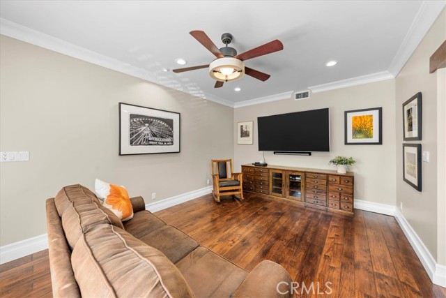Detail Gallery Image 19 of 52 For 1167 Roxbury Dr #103,  Los Angeles,  CA 90035 - 2 Beds | 4/1 Baths