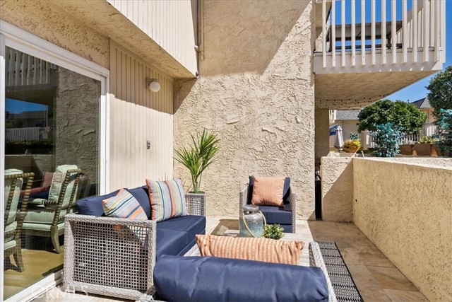 1200 Opal Street, Redondo Beach, California 90277, 3 Bedrooms Bedrooms, ,2 BathroomsBathrooms,Residential,Sold,Opal,SB22049934