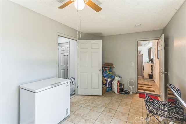 418 N Berlyn Avenue, Ontario CA: https://media.crmls.org/medias/1fde6cb9-99d3-4e35-9ffc-56be94e9cf3b.jpg