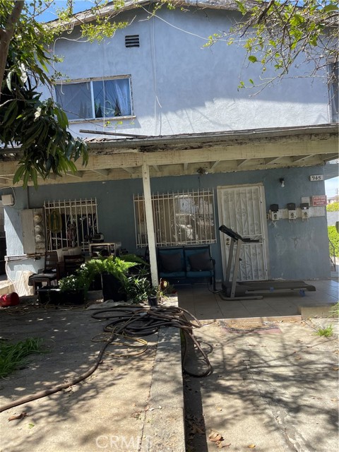 945 N Ditman Ave, Los Angeles, CA 90063