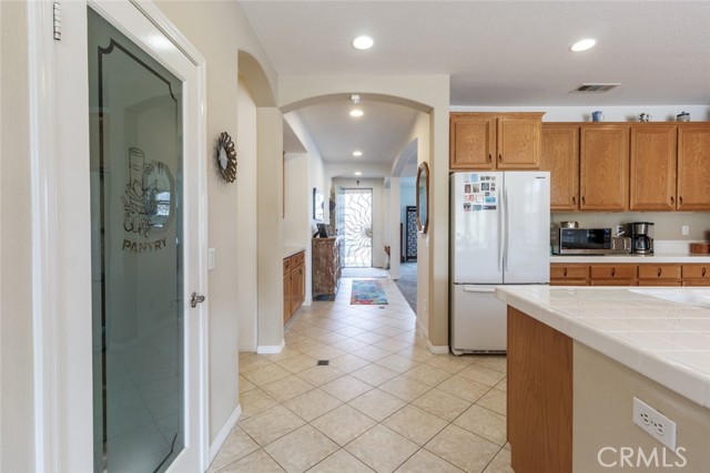 4108 Club Vista Drive, Palmdale CA: https://media.crmls.org/medias/1fdf11f6-3bc2-4f54-95e3-dc744443ee90.jpg