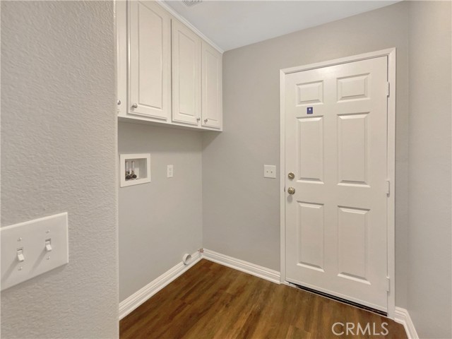 Detail Gallery Image 13 of 26 For 36652 Lynwood Ave, Murrieta,  CA 92563 - 5 Beds | 2/1 Baths