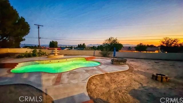 Detail Gallery Image 36 of 49 For 19375 Oshkosh Rd, Apple Valley,  CA 92307 - 4 Beds | 2 Baths