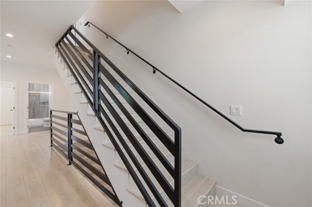 Detail Gallery Image 33 of 53 For 1143 Irolo St, Los Angeles,  CA 90006 - 12 Beds | 14 Baths