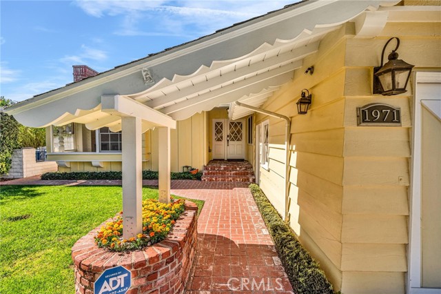 Detail Gallery Image 3 of 41 For 1971 W Santa Cruz St, San Pedro,  CA 90732 - 4 Beds | 3 Baths