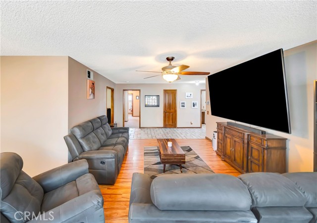 3354 Brittany Ln, Lancaster, CA 93536 photo 9