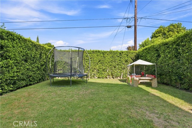 6926 Chimineas Avenue photo 36