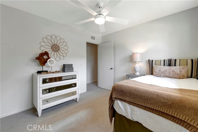 Detail Gallery Image 27 of 47 For 945 Lansing Ln, Costa Mesa,  CA 92626 - 4 Beds | 2 Baths