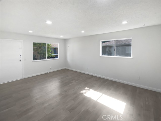 1307 W 8th Street, Upland CA: https://media.crmls.org/medias/1fe30042-f324-4550-a53c-eff7e3e6e043.jpg