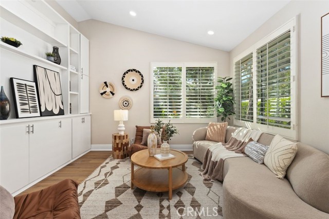 Detail Gallery Image 7 of 41 For 37 Marsala, Irvine,  CA 92606 - 2 Beds | 2 Baths