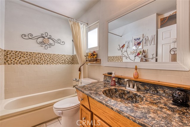 Detail Gallery Image 11 of 20 For 2661 W Chanticleer Road, Anaheim,  CA 92804 - 3 Beds | 2/1 Baths