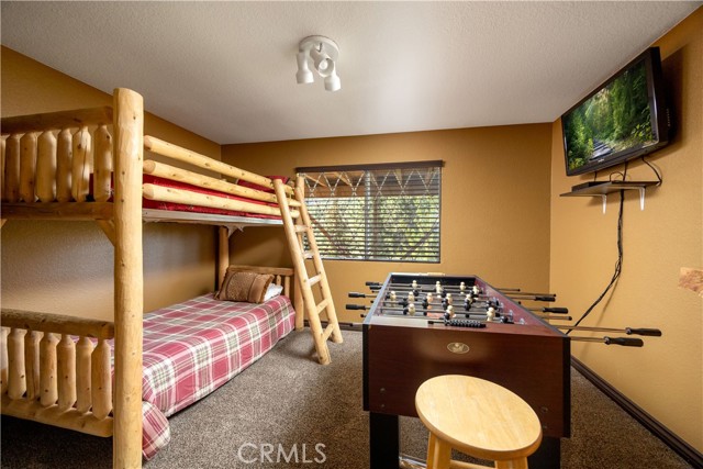 43850 Yosemite Drive, Big Bear Lake CA: https://media.crmls.org/medias/1fe45446-2705-45be-b031-b4be641202b0.jpg