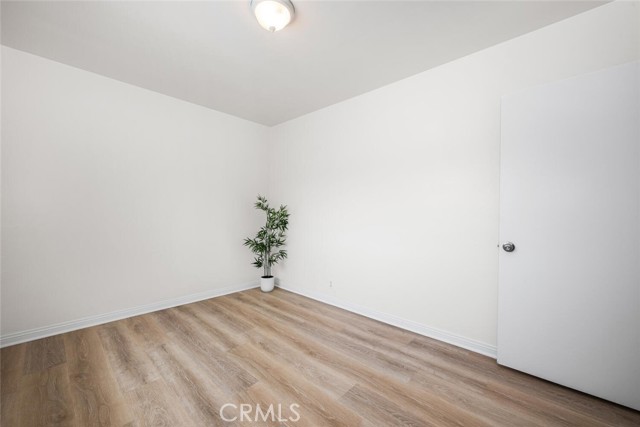 Detail Gallery Image 13 of 26 For 69 Glendora, Long Beach,  CA 90803 - – Beds | – Baths