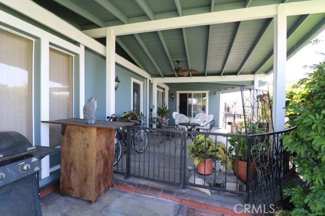 12623 Lake Frost Way, La Mirada CA: https://media.crmls.org/medias/1fe511a7-6d62-49da-9ac7-417ffd93b32b.jpg