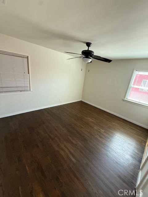 11300 Emelita Street, North Hollywood CA: https://media.crmls.org/medias/1fe53800-5ec3-4315-8d27-455d04951912.jpg