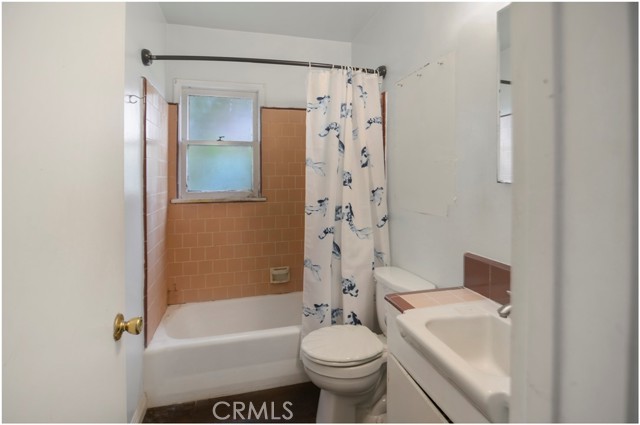 1314 Palm Avenue, Huntington Beach CA: https://media.crmls.org/medias/1fe5adad-54ed-4a05-8025-337741ea60fb.jpg