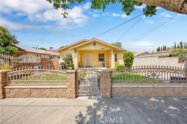 8127 Emerson Place, Rosemead CA: https://media.crmls.org/medias/1fe5d997-d492-4a8c-b2c0-22c1d0ffed5d.jpg