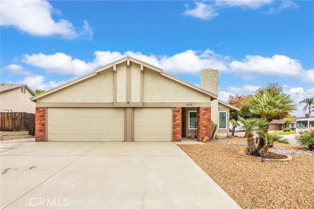 6967 Mountain Avenue, Highland CA: https://media.crmls.org/medias/1fe67b99-64b4-44ec-82dd-c7e650d02f76.jpg